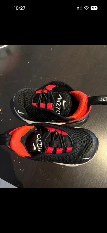 Nike air270