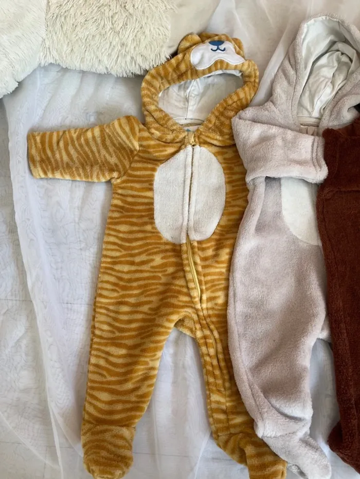 Lot 3 pyjamas/ sur pyjamas taille 3 mois - photo numéro 2