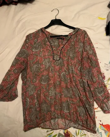 Haut taille 48 marque bréal