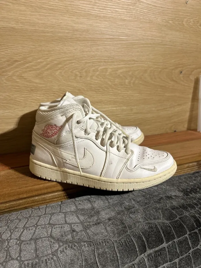 Air Jordan Limited Édition taille 40 blanche - photo numéro 3