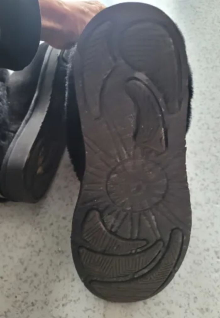 UGG 41 NOIR - photo numéro 6