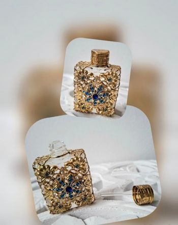 Petit flacon superbe à utiliser ou décoration 