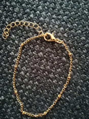 Joli bracelet doré, chaîne très fine, mini perles dorées, neuf