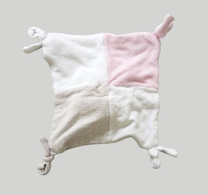 Doudou chouette hibou carré plat velours rose blanc cœur Siplec Leclerc 18 cm - photo numéro 3