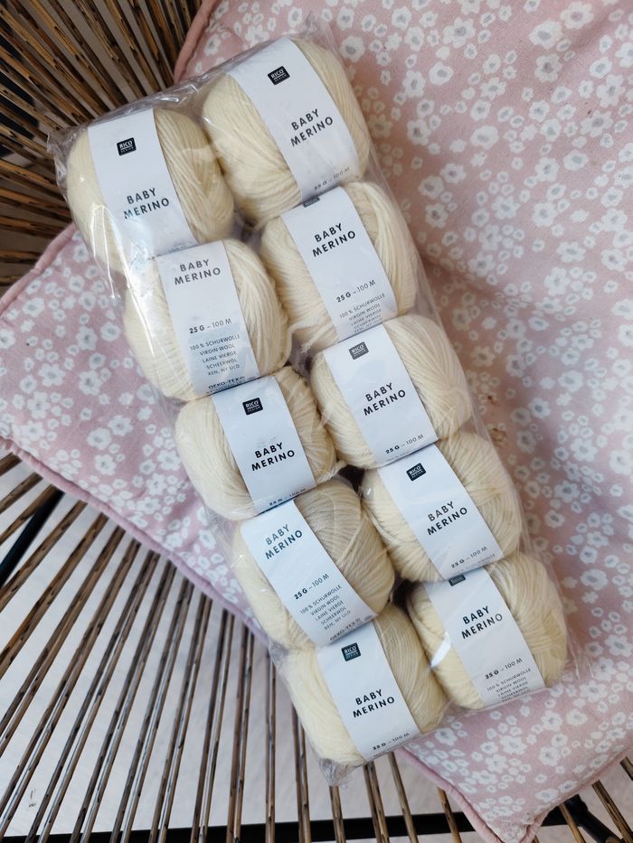 Lot de 10 pelotes Rico baby merino