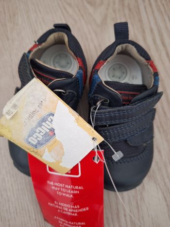 Chaussures bebe cuir 18 chicco