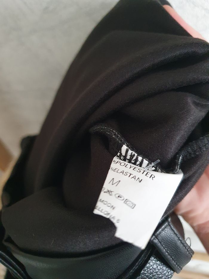 Short simili cuir Taille M - photo numéro 3