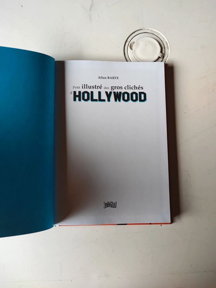 Lot de 2 livres petit illustré des gros clichés d'Hollywood - photo numéro 3