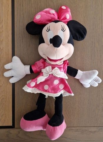 Peluche disney minnie en robe 40 cm en excellent état