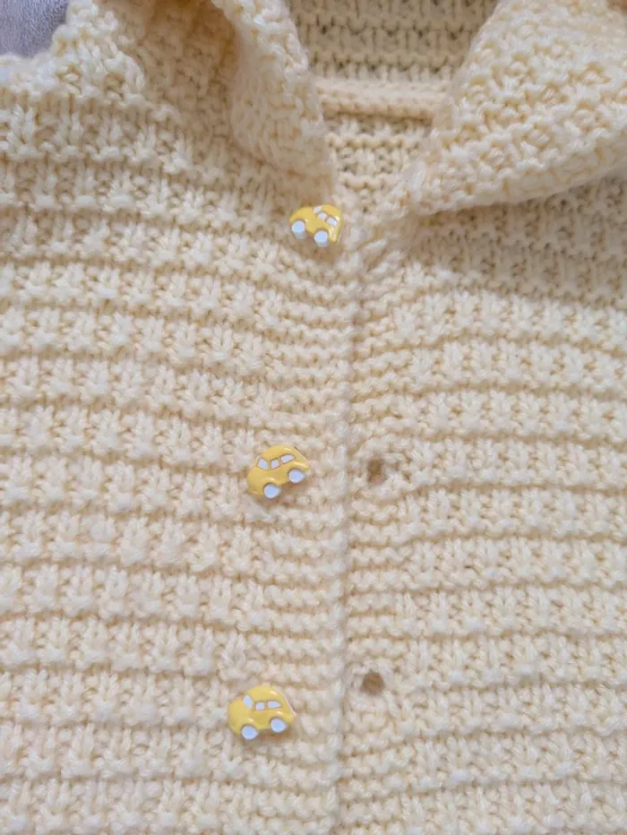 Gilet à capuche fait main laine jaune 3 ans - photo numéro 3