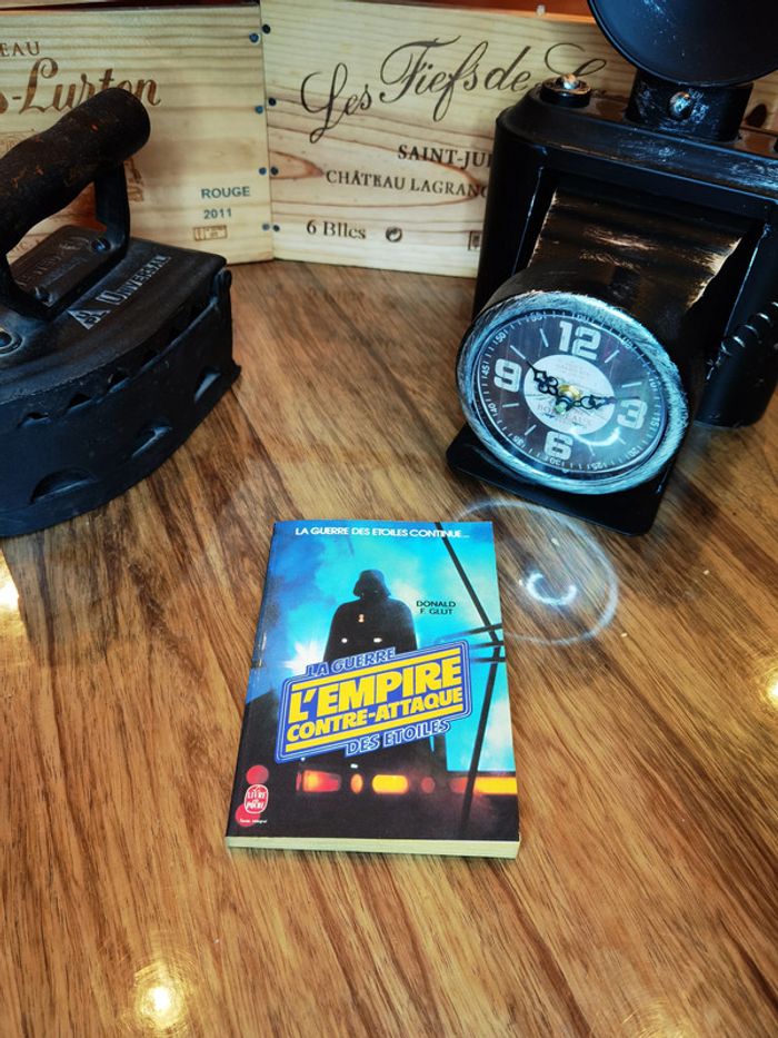 D2907 - livre " Donald F. glut" - photo numéro 2