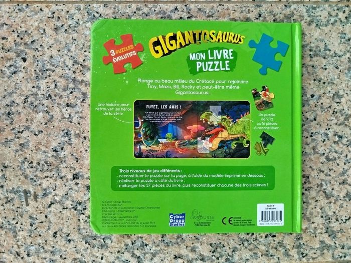 Livre puzzle Gigantosaurus - photo numéro 2