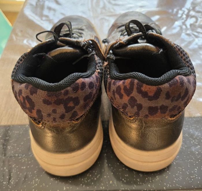 Chaussure / Basket - photo numéro 2