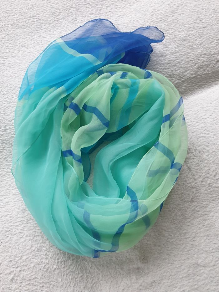 Foulard bleu et vert - photo numéro 3