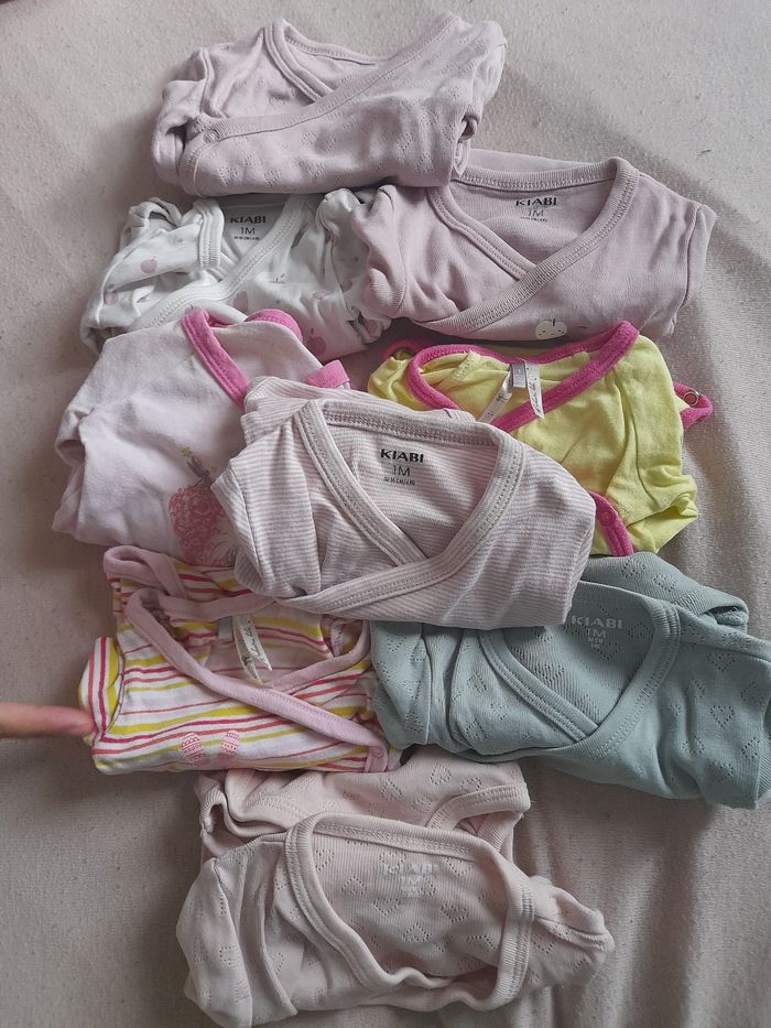 Lot de 10 boddies - photo numéro 2