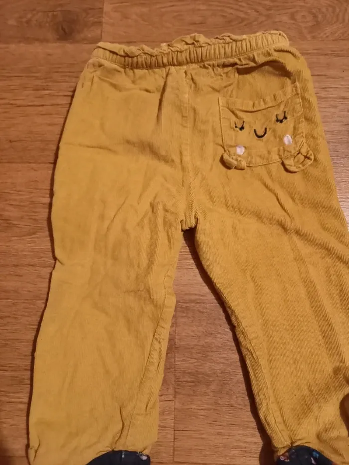 Joli pantalon 18 mois fille - photo numéro 2