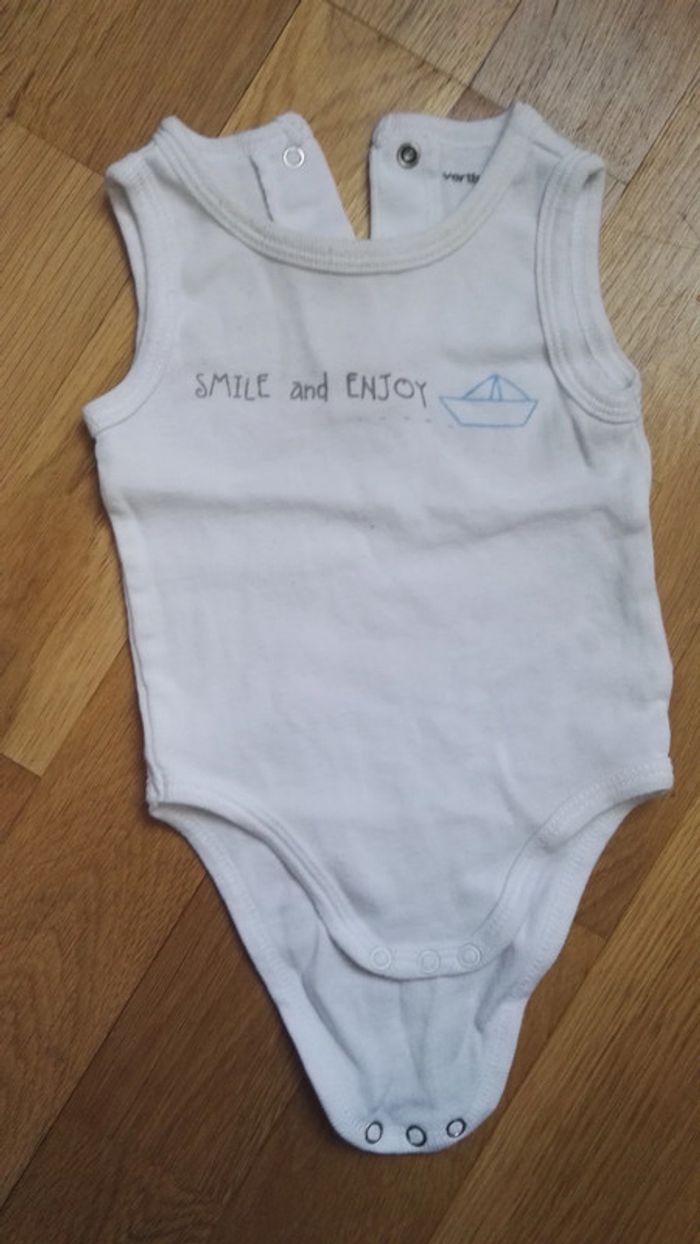 Lot bodies sans manches - photo numéro 2