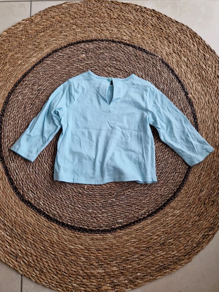 Joli tee-shirt manches longues taille 12 mois - photo numéro 2