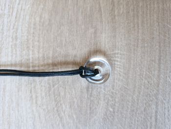 Collier avec pendentif rond transparent