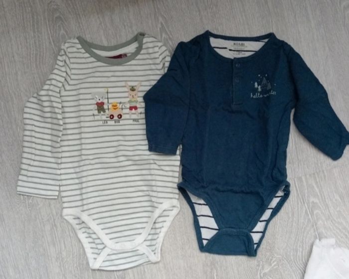 Lot de vêtements taille 12 mois garçon - photo numéro 5
