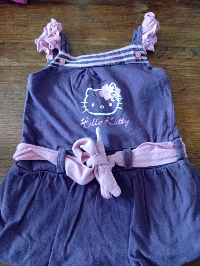 Ensemble hello kitty taille 6 mois - photo numéro 2