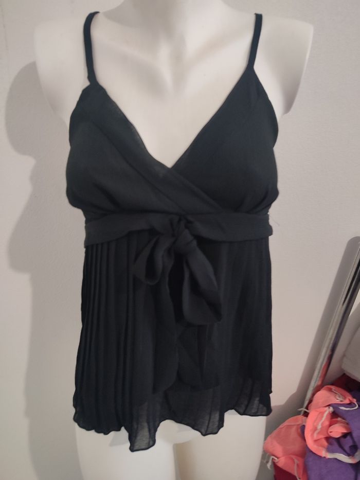 #kytie34femme. Top bretelles taille 34/36