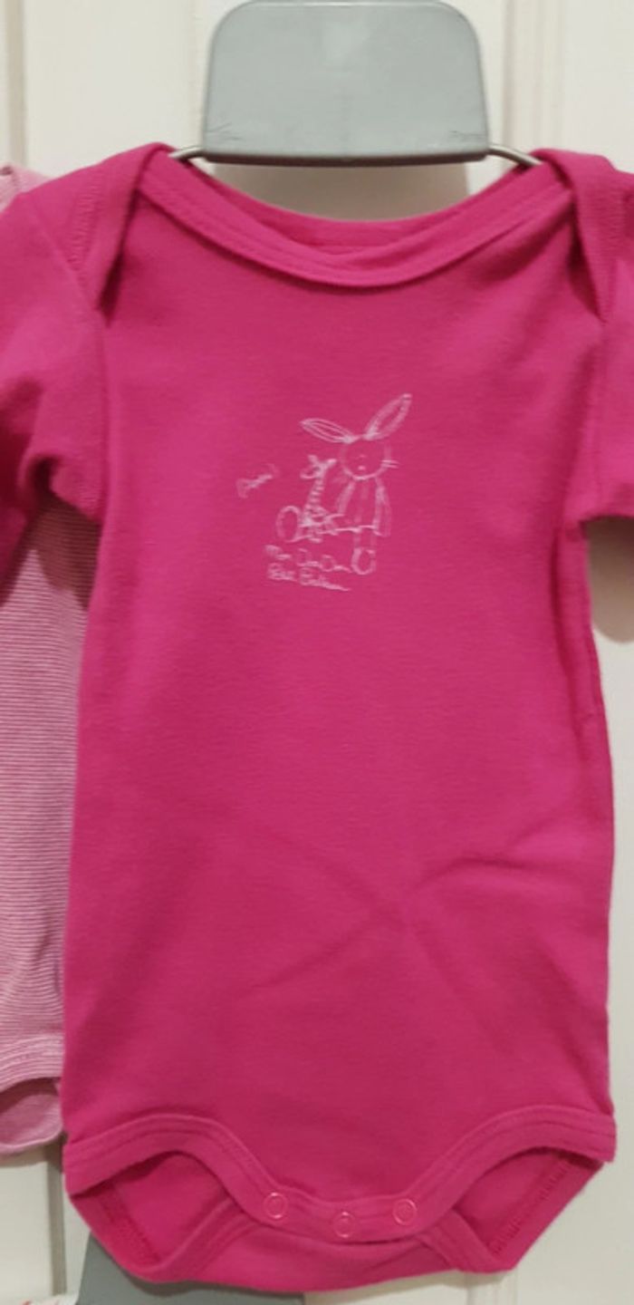 Lot bodies petit bateau 3 mois - photo numéro 2