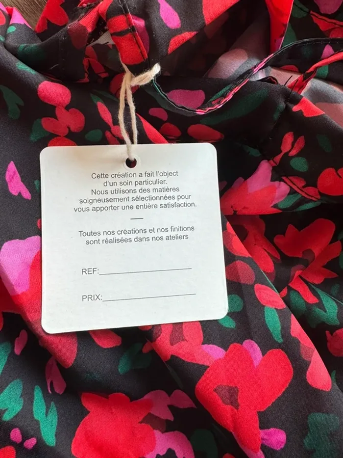 Blouse épaule dénudée - photo numéro 5