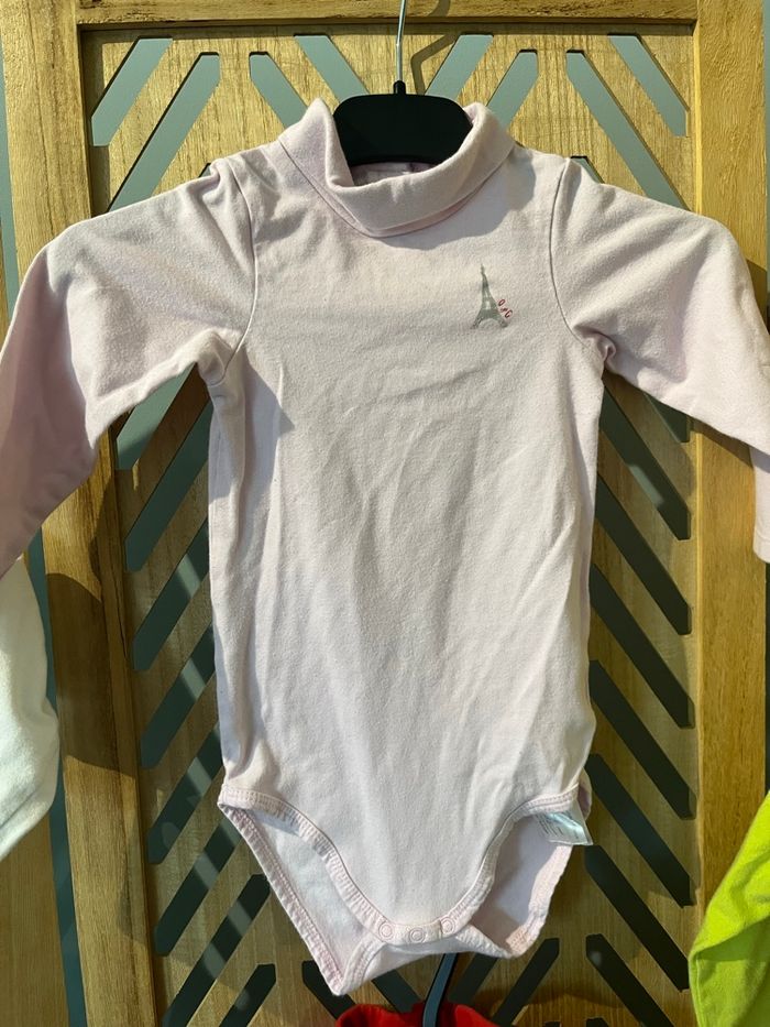 Lot bodies col roulé 18m - photo numéro 10