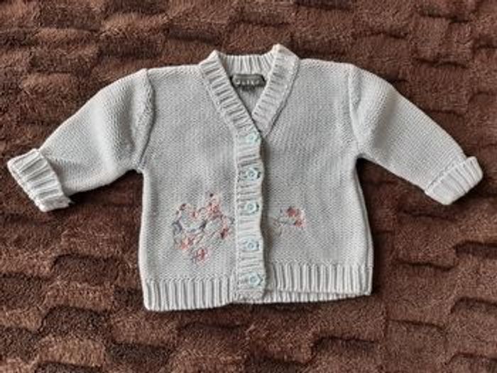 Gilet fille 6 mois  tout compte fait