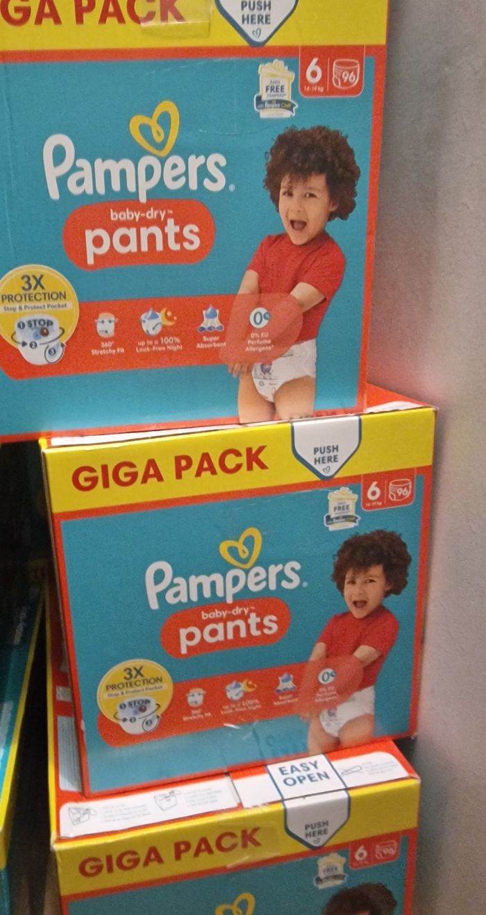 2 carton couche culotte pampers taille 6 192 couches