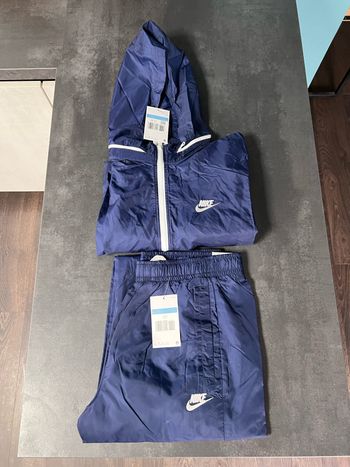 Ensemble Nike jogging et veste