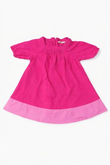 Robe, 3 ans. Tape à l'oeil.