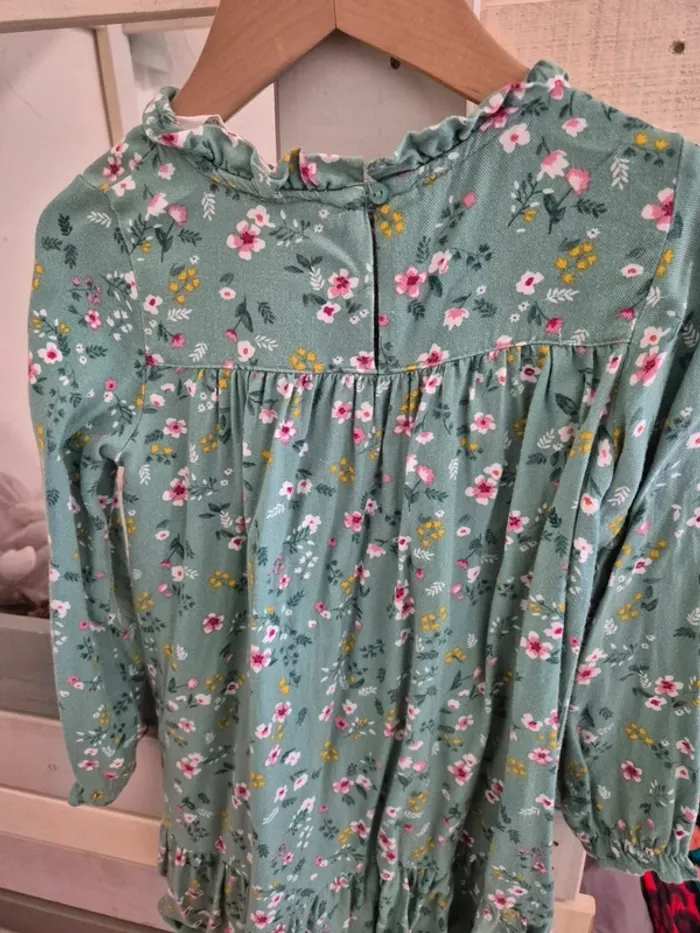 Jolie robe mi saison - photo numéro 4