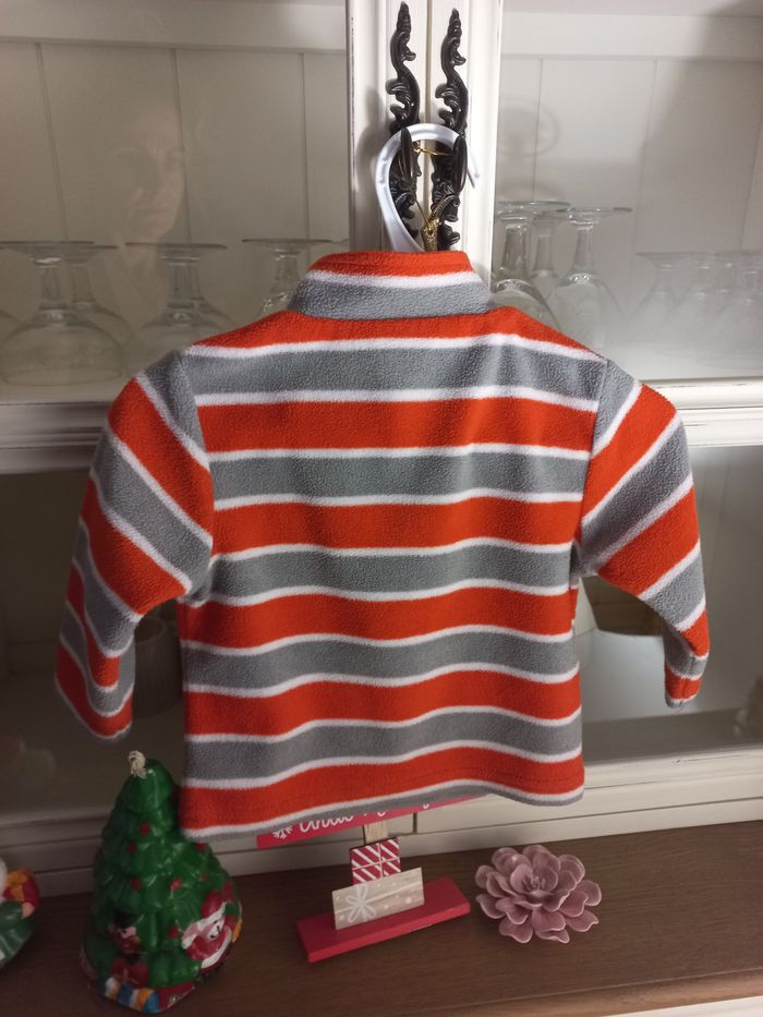 Pull polaire garçon 12 mois très bon etat - photo numéro 4