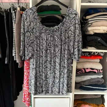 T-shirt Ms Mode • noir & blanc • 52 🌼