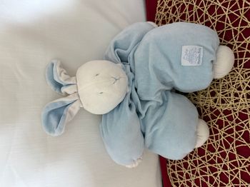 Doudou Lapin bleu blanc Moulin Roty