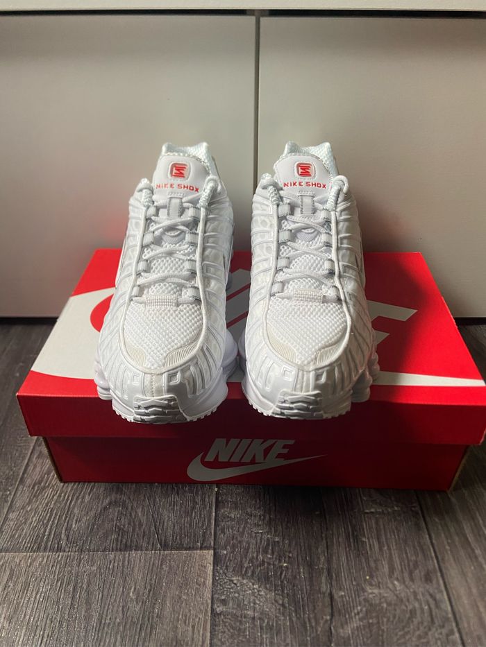 Nike Air Max Shox TL Blanches : Achat occasion | Baskets (femme