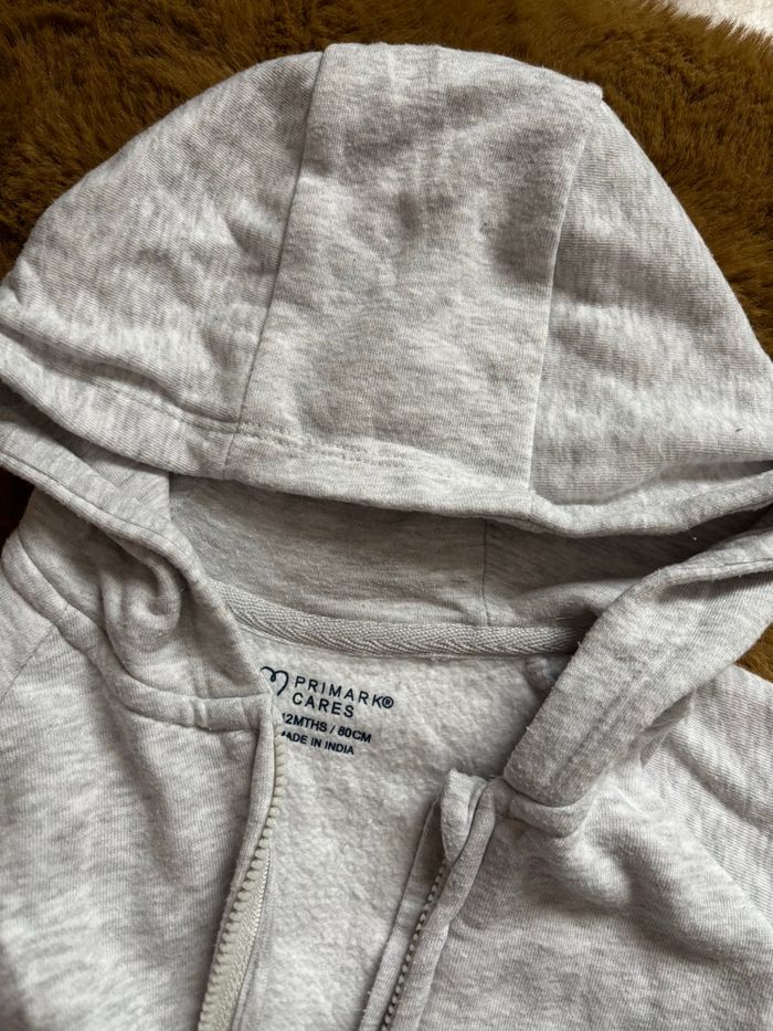 Gilet gris Primark t.9-12m - photo numéro 2