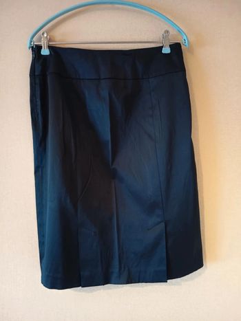 Jupe droite. Marque George (D22)