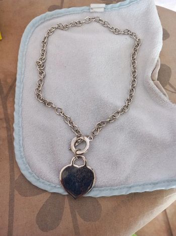 👧collier cou motif métal cœur