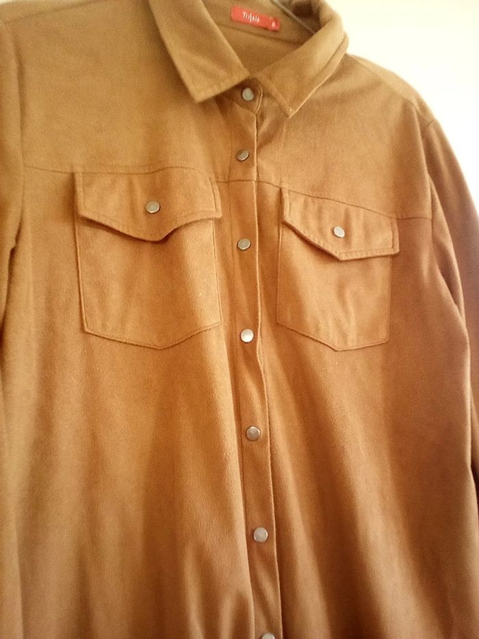 Chemise dain femme