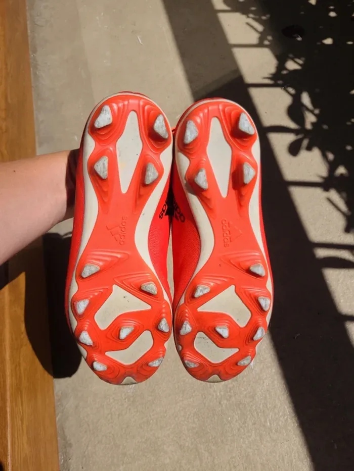 Crampons adidas. - photo numéro 6