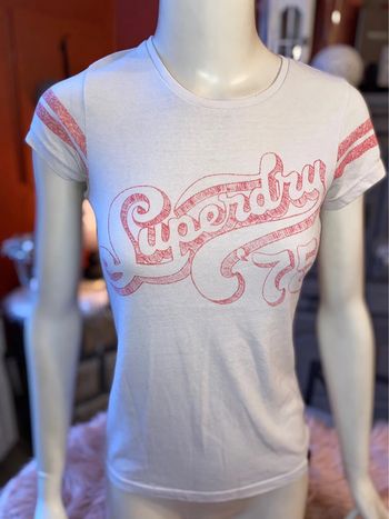 T-shirt Superdry 🌸 taille 36