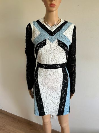 Robe en dentelle à manches longues Morgan taille 36 jamais portée