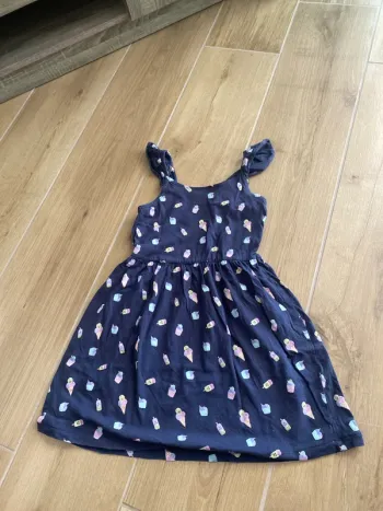 Robe kiabi 8 ans 🍦