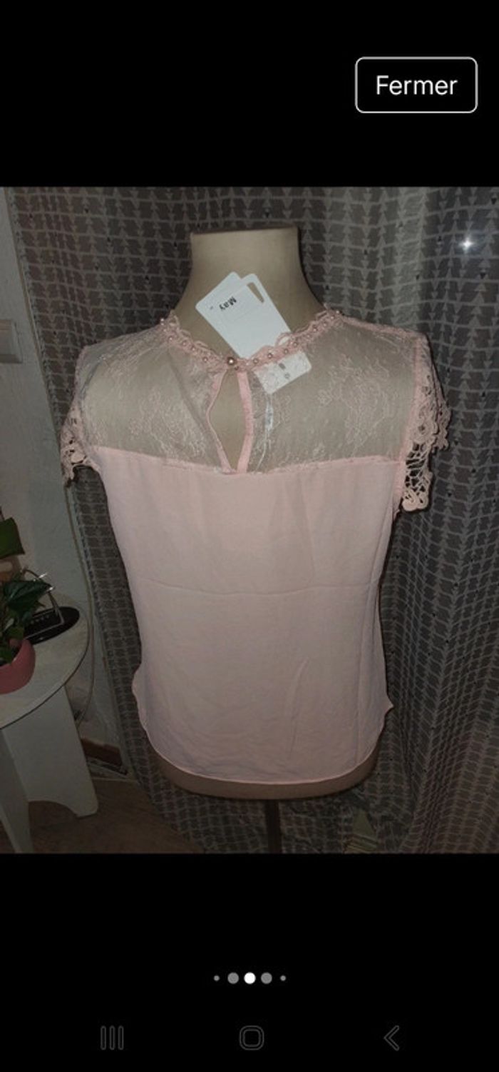 Haut dentelle neuf - photo numéro 4