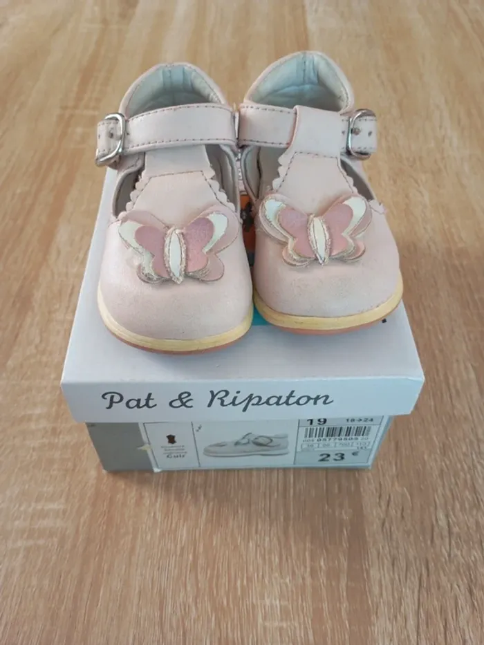 Chaussures 19