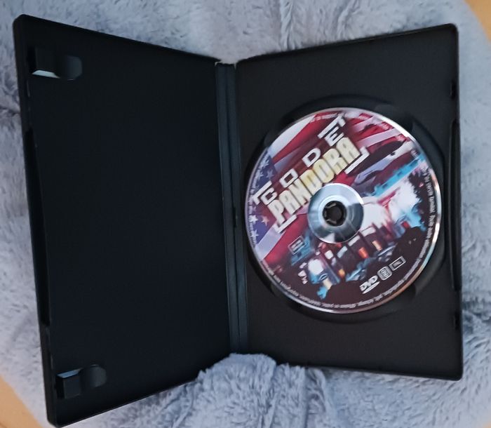 Code pandora dvd avec daniel baldwin - photo numéro 3