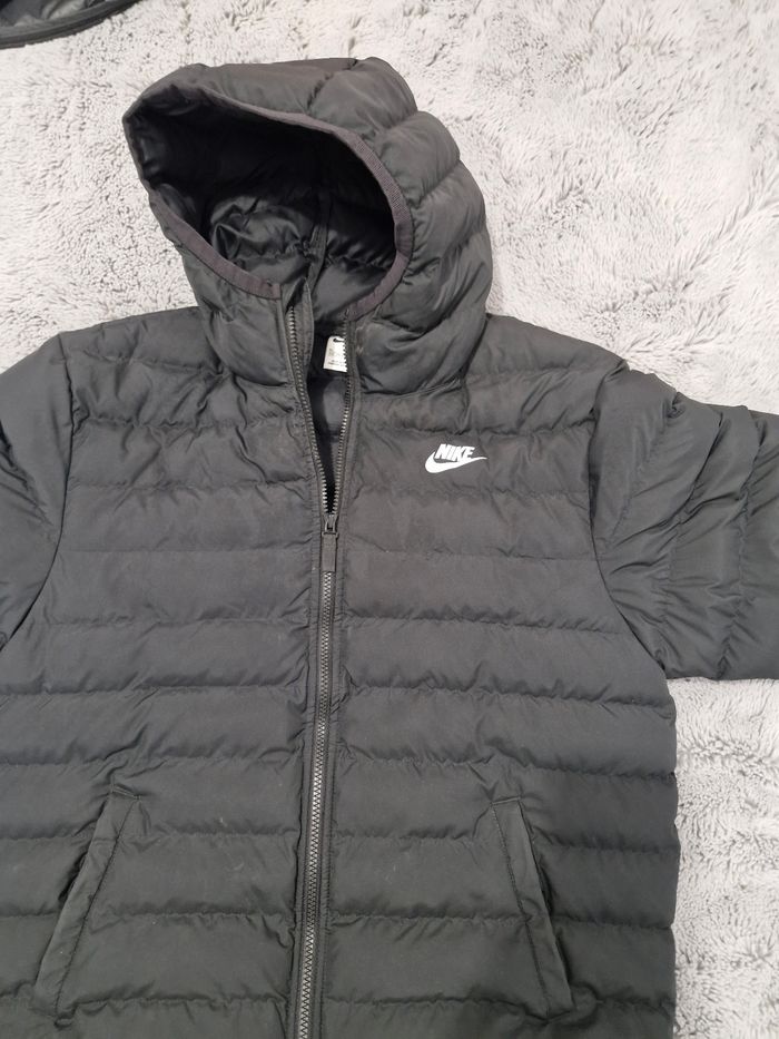 Doudoune nike 15/ 16 ans - photo numéro 3